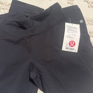 Lululemon Black Cropped Leggings